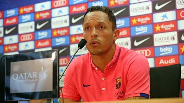 Adriano: “Messi throws of the car and does that we put us the batteries”