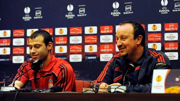 To Rafa Benítez only defends him Javier Mascherano!