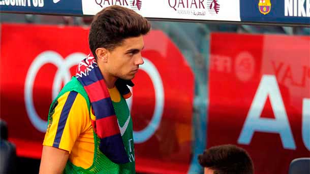 Or everything changes radically, or Bartra will go  of the Barça