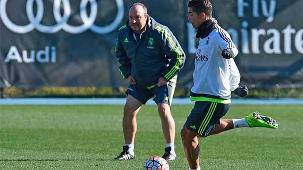 The changing room of the Real Madrid “looms” to Rafael Benítez