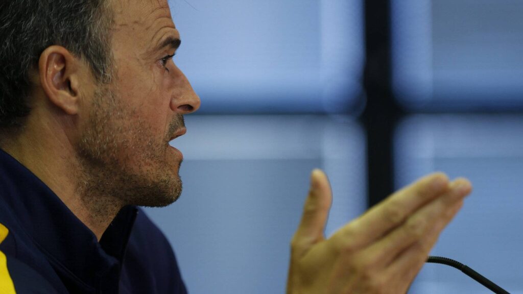 The taut “hammer” between Luis Enrique and a journalist