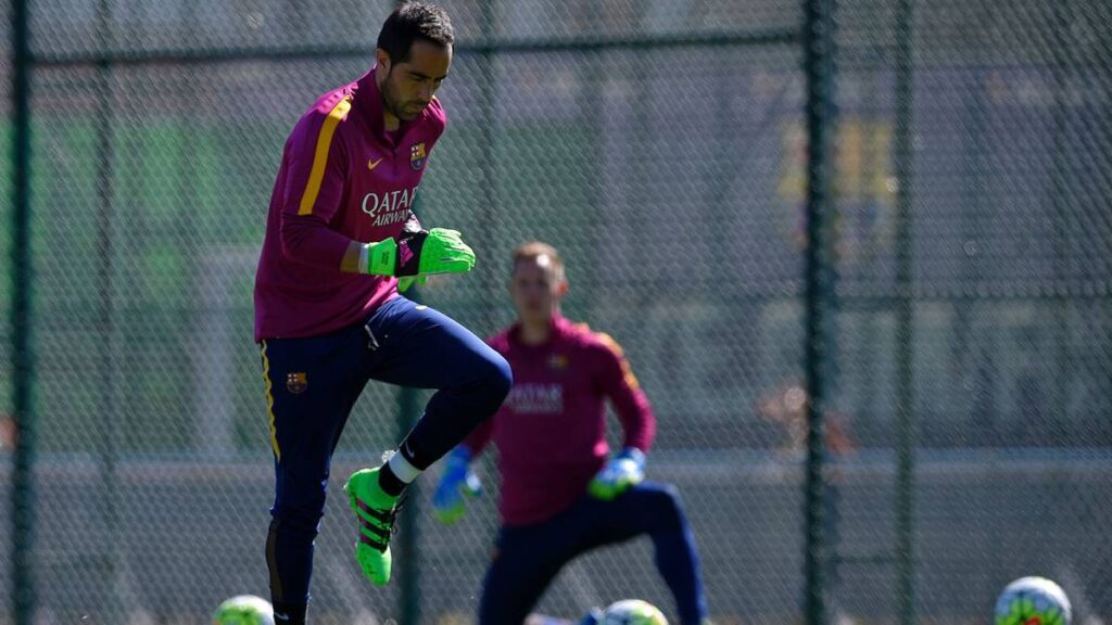 The FC Barcelona, with all the available staff in front of the Seville