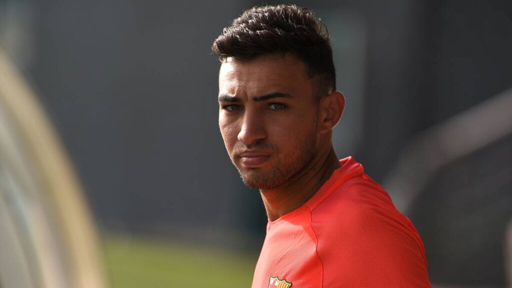 Munir Has ballots to go  traspasado to the foreigner