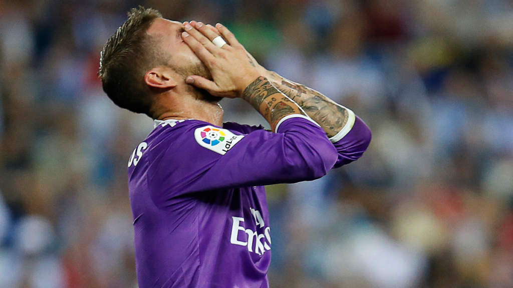 The bochornoso theatre of Bouquets to avoid the expulsion