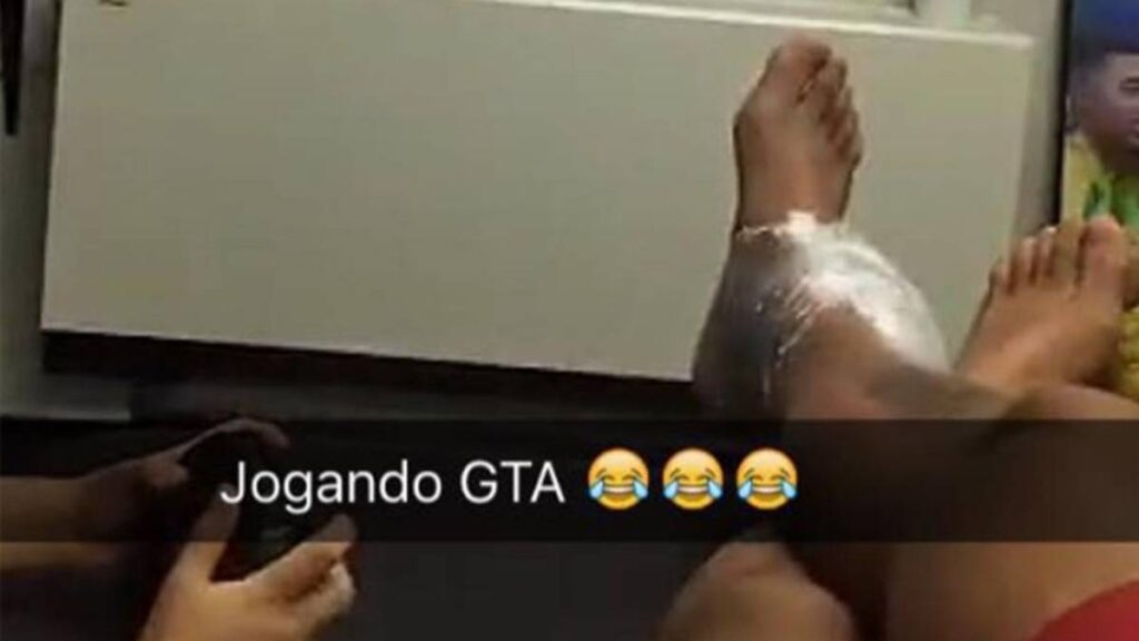 The ankle of Neymar was in ice before the Celtic