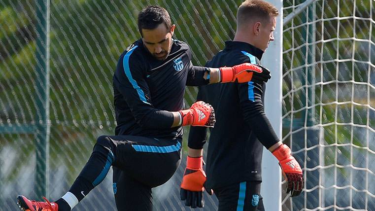 Ter Stegen Wins the comparison with Claudio Bravo this 16-17