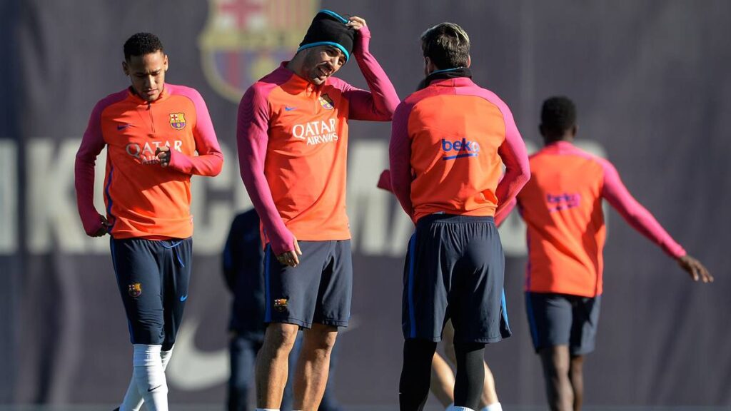 List of summoned of the FC Barcelona in front of the Real Madrid