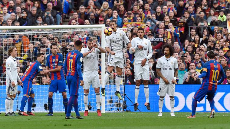 Messi, the best playmaker… And “CR7” only a goleador