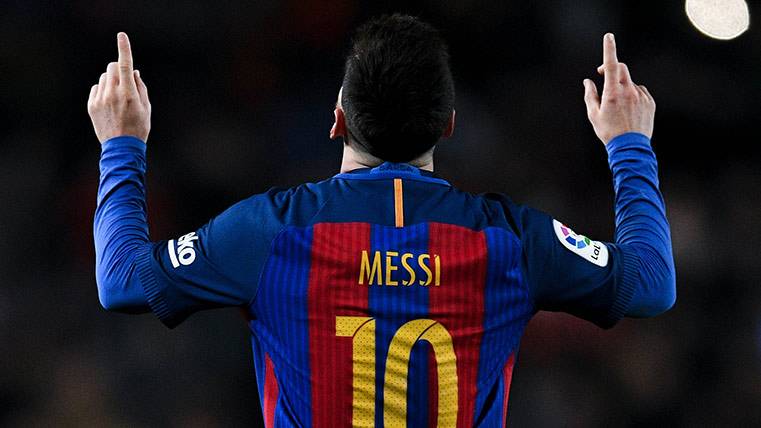 The international press goes back to surrender  to the feet of Messi