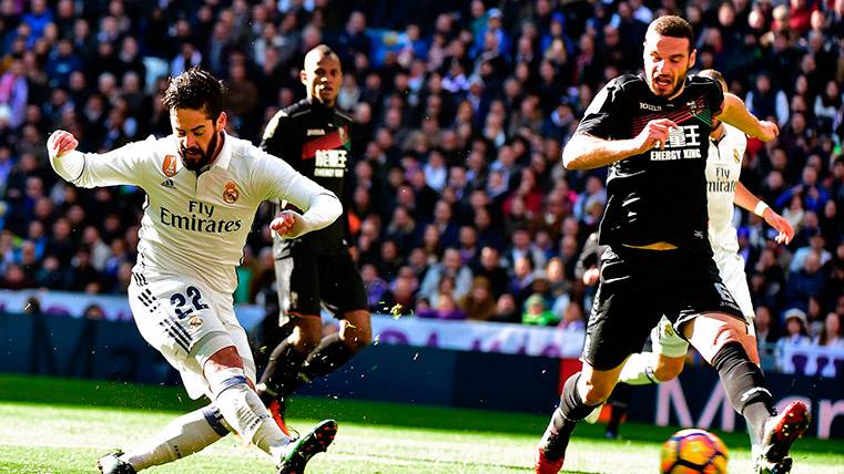 The Madrid wins to the Granada with another referee’s help (5-0)