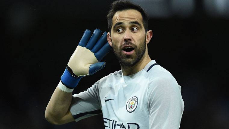 Claudio Bravo could finish playing in the Villarreal!
