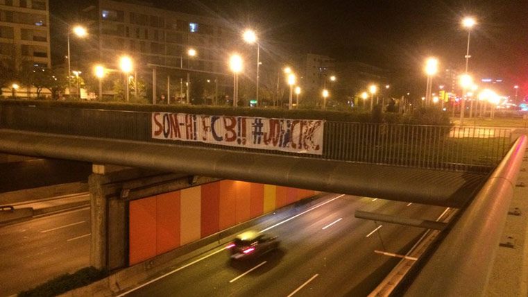Banners of traced back hanged by all Barcelona!
