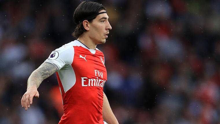 Bellerín Will play in the Barcelona if it decides to go out of the Arsenal