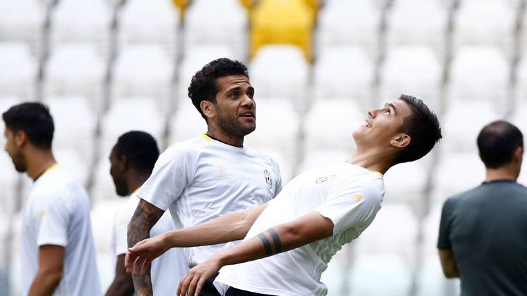 The method of Alves to brake to “CR7” in the final of Champions