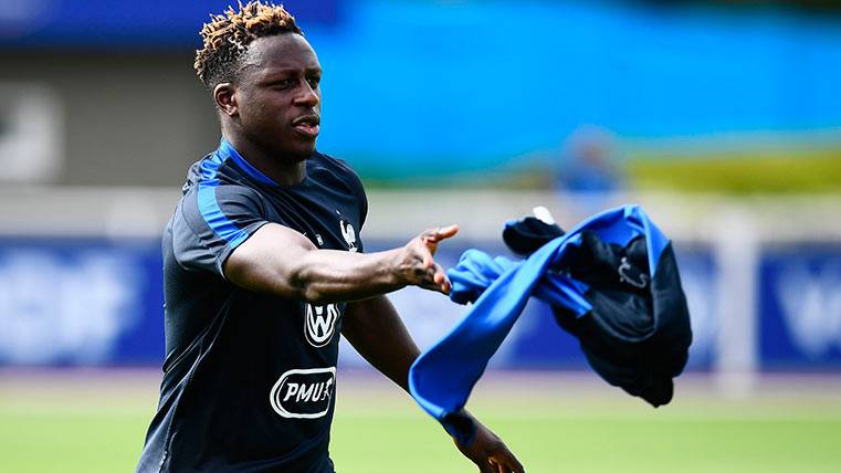 The Manchester City, near to carry  to an aim of the Barça