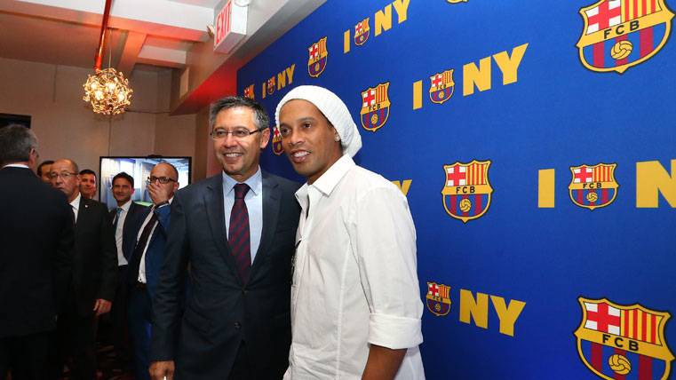 Ronaldinho Will go back to the Camp Nou with the Barça in front of the United