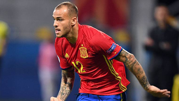 Sandro Ramírez does not clear his future: “I do not know at all of the Everton”