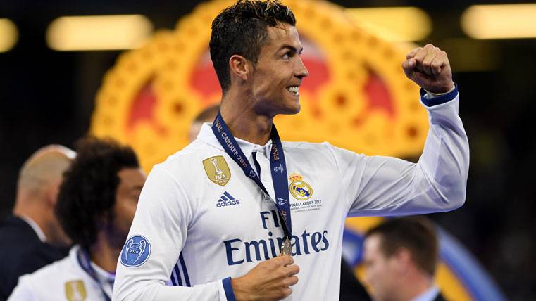 Cristiano will not reappear until the Supercopa against the Barça