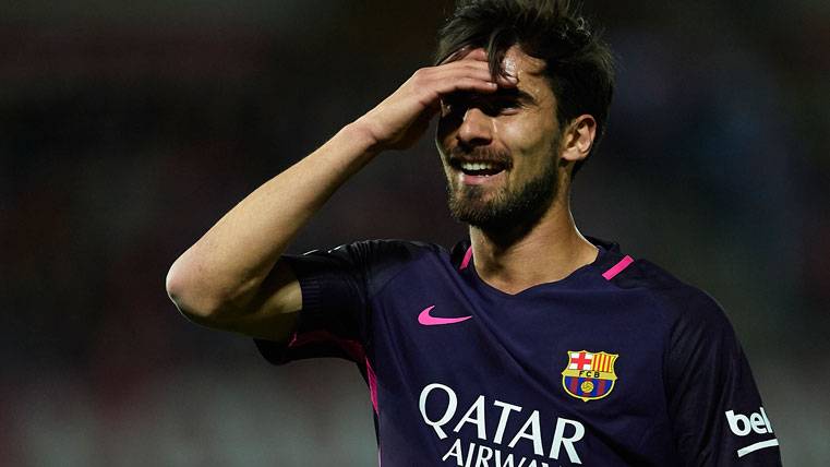 The arrival of Coutinho… Joined to the exit of André Gomes?