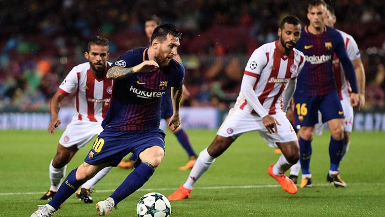 To Luis Suárez wetted him  the gunpowder after a jugadón of Messi