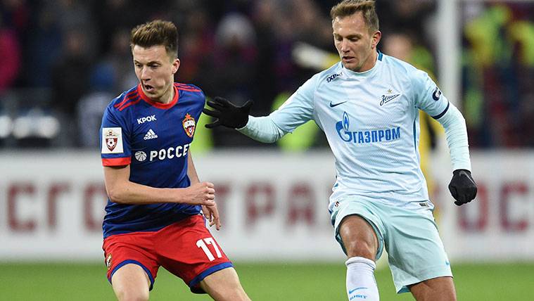 The FC Barcelona also looks for reinforcements in the Champions