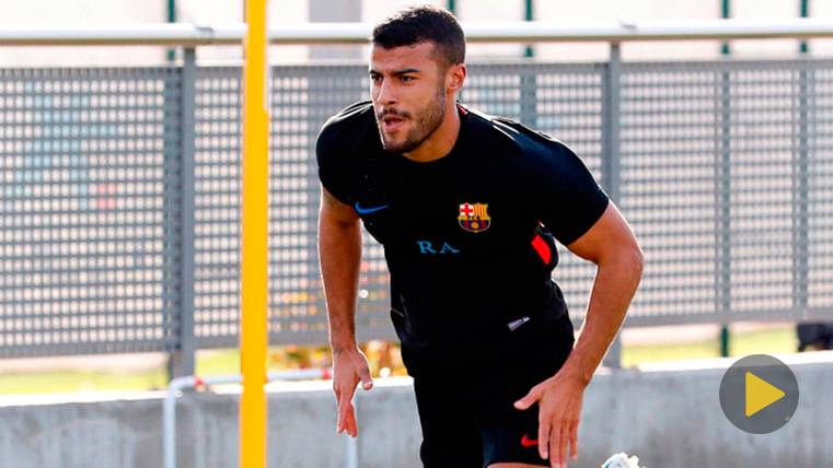 Rafinha Forgets the gymnasium and already trains on the lawn