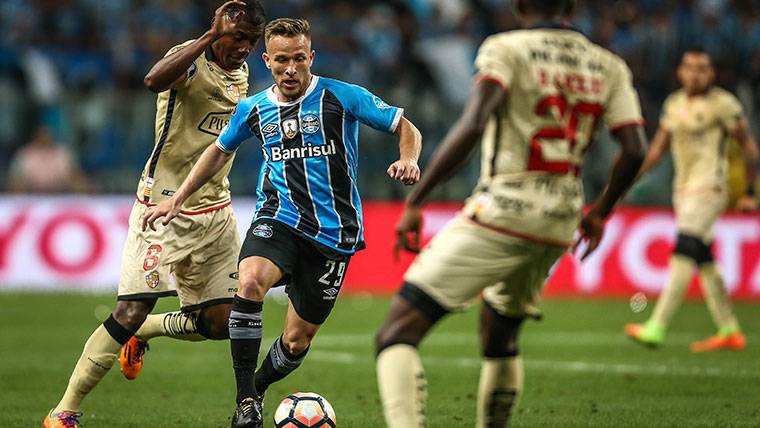 SUCCESS: Arthur gives the ‘OK’ and does not want to lose the train of the Barça