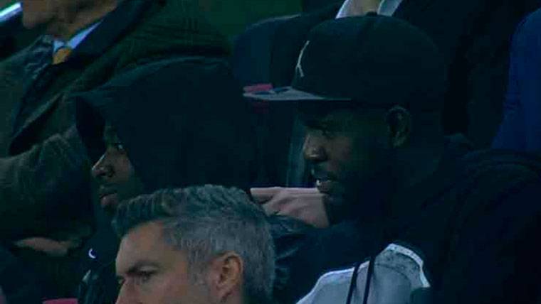 Umtiti And Dembélé did not lose detail of the Barça-Sporting