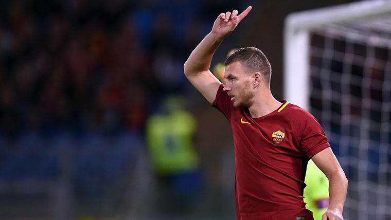 The FC Barcelona will have to have care with the goal of Edin Dzeko