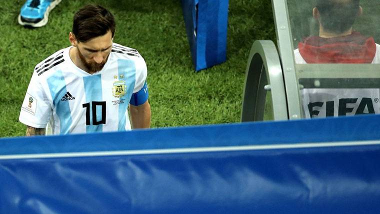In Argentina cross the line: they Ask to leave to Messi in the bank!