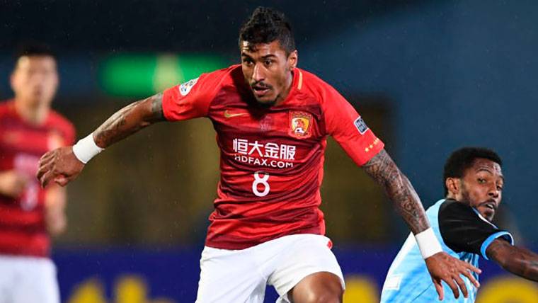 Paulinho redebuta With goleada with the Guangzhou Evergrande
