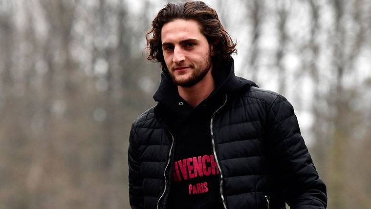 The continuity of Adrien Rabiot causes a discussion in the PSG