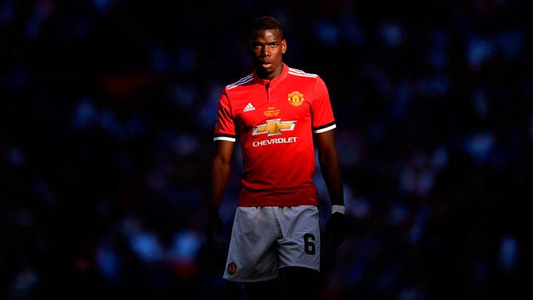 The signing of the Manchester United that would open him the door to Pogba
