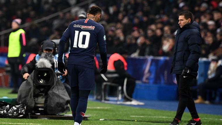 Neymar  lesiona And leaves  crying of the PSG-Strasbourg!