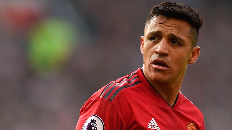 Alexis Sánchez, appreciated with the public of the Camp Nou by his ovation