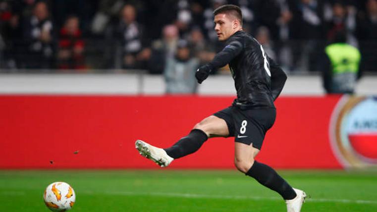 Jovic, descartado by the Barça, puts  to shot of the Real Madrid