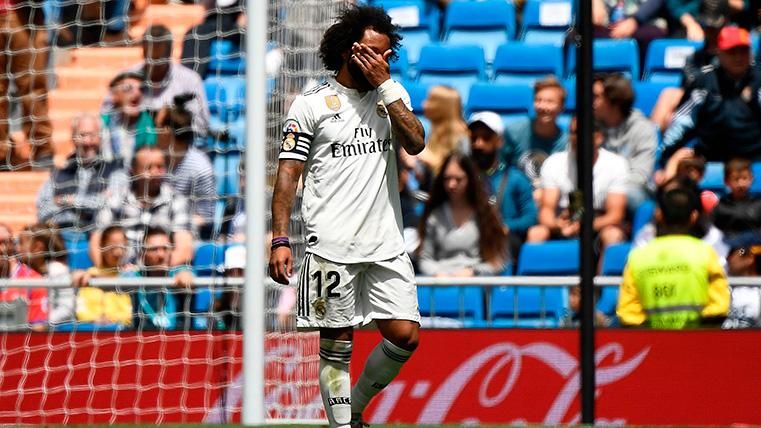 The end of cycle of the Real Madrid this year and the clean that demands the white changing room