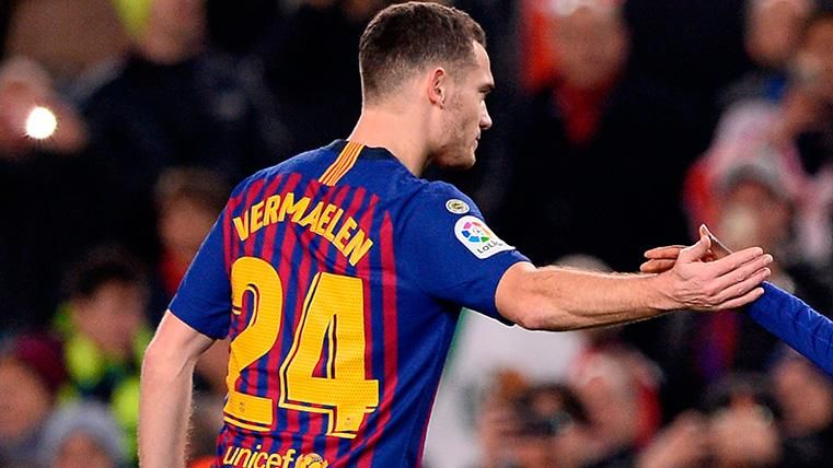 Vermaelen Finish agreement and sacks  of the FC Barcelona after five seasons
