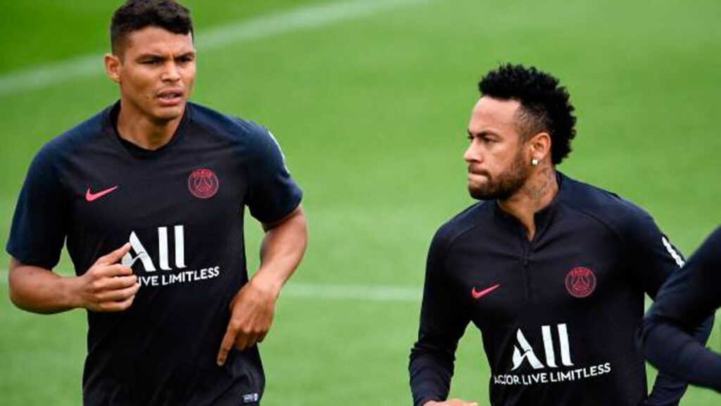 Thiago Silva speaks about the future of Neymar