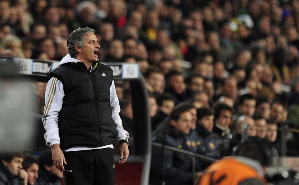 The Barça fans want Mourinho in Real Madrid… To sink it!