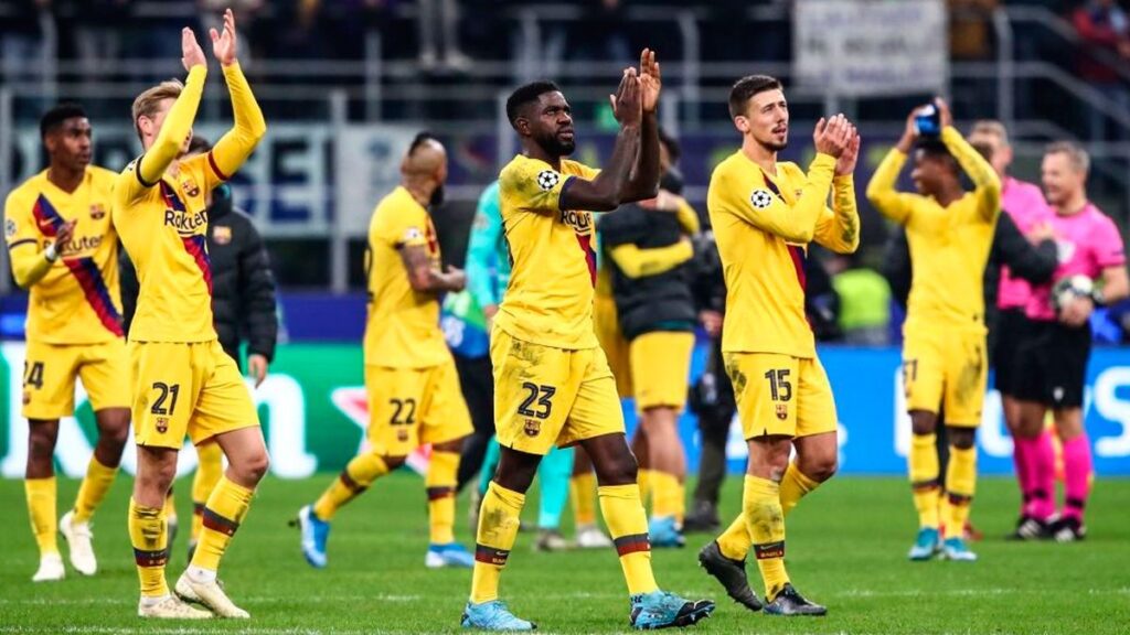 Barça explores the Italian way to reform its defense