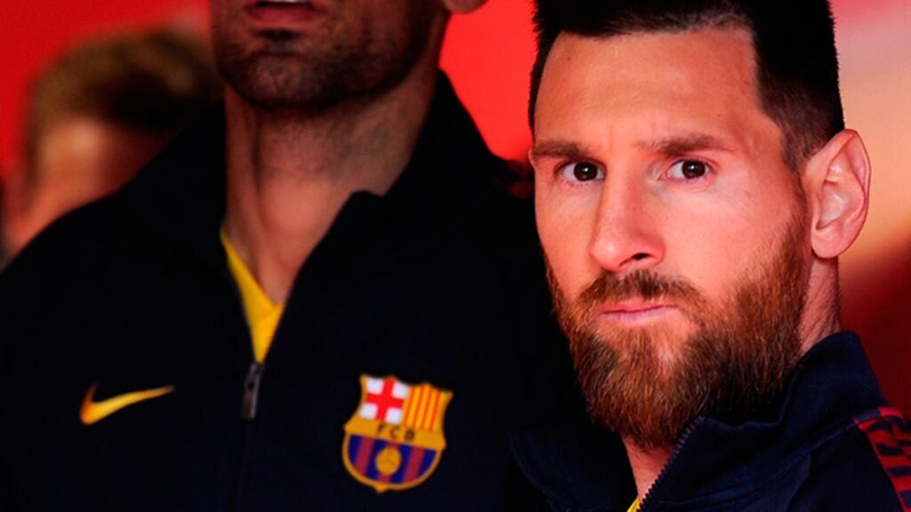 Captain Messi talks… And warns FC Barcelona again