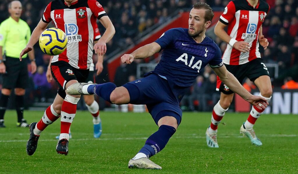 A former Tottenham coach believes that “Harry Kane should sign for Barça or Madrid”