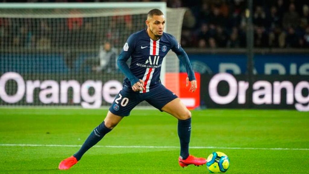 Kurzawa has some offers, but he would have already chosen Barça