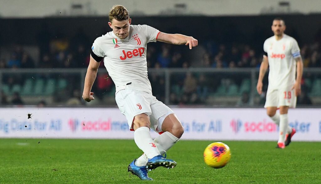 Barça do not forget De Ligt and would have moved to sign him