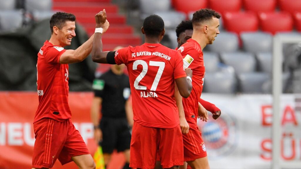 Lewandowski equals Immobile on top of the Golden Boot