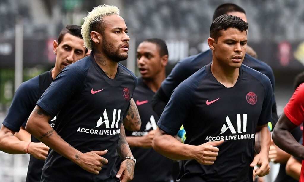 Neymar is being left alone at PSG: Another reason to leave?