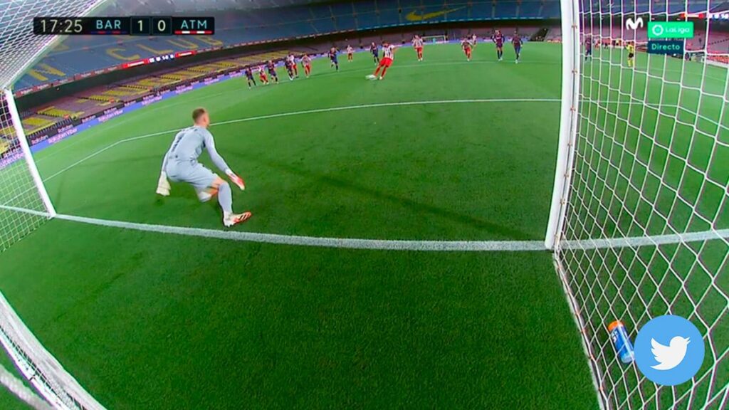 Controversy served: The VAR commanded to repeat a penalti and Saúl beat Ter Stegen