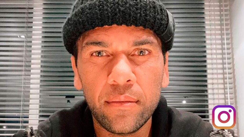 Dani Alves launches a wink to the Barça, the club of his “heart”