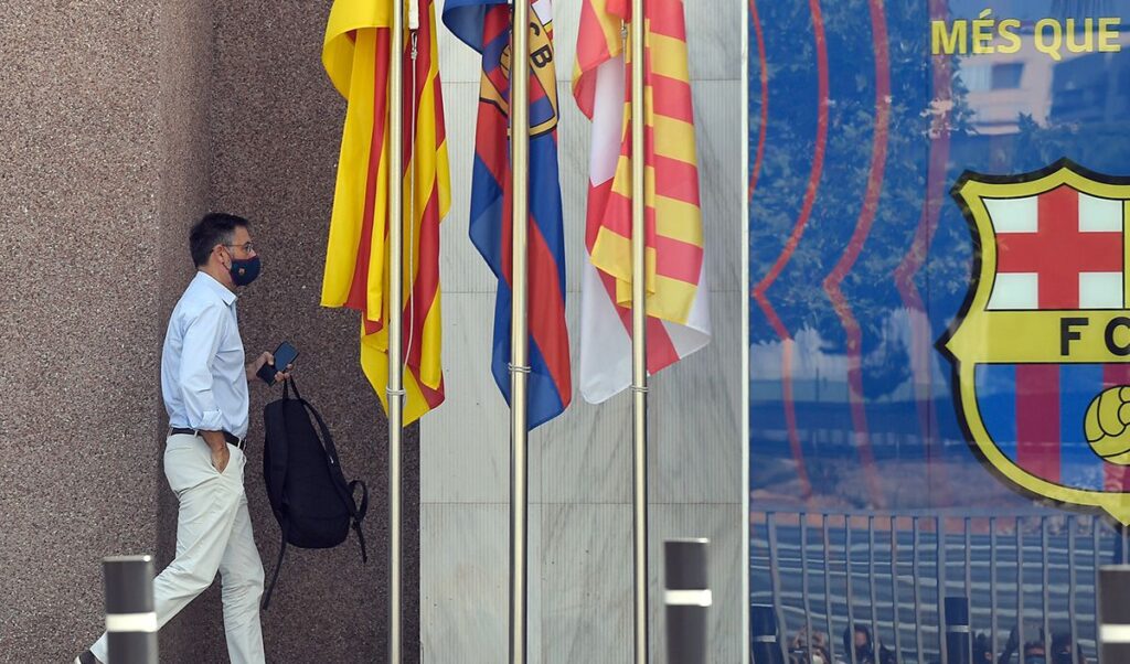 Where is the revolution of players that promised Bartomeu?